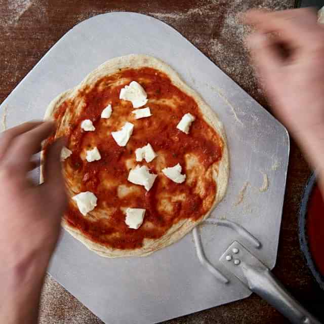pizza baking